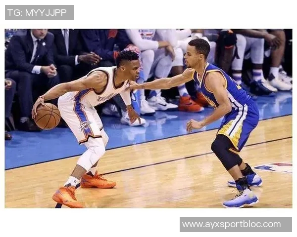 余华分析威少现状与库里关系若无库里威少仍可赚五千万