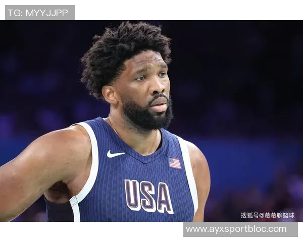 恩比德半场表现出色11投6中贡献18分3篮板2盖帽正负值10 恩比德半场表现出色11投6中贡献18分3篮板2盖帽正负值10